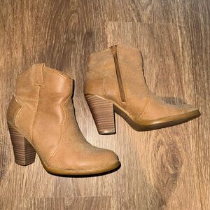 American Eagle Outfitters Brown Ankle Booties